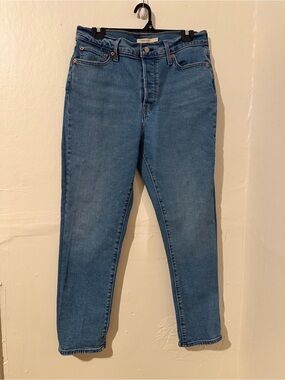 Levi's Women's Wedgie Straight Jeans